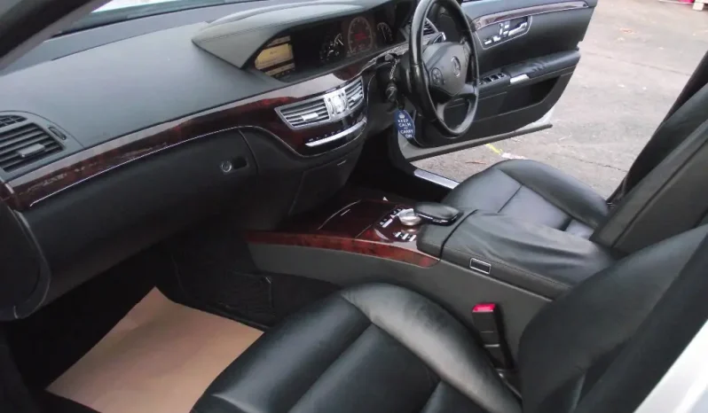 
								Mercedes Benz S Class 2010 full									