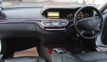 
									Mercedes Benz S Class 2010 full								