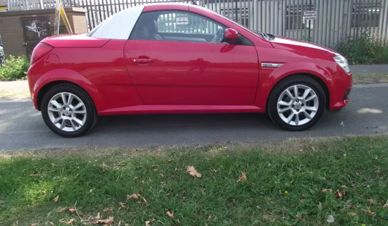 
								Vauxhall Tigra 2006 full									