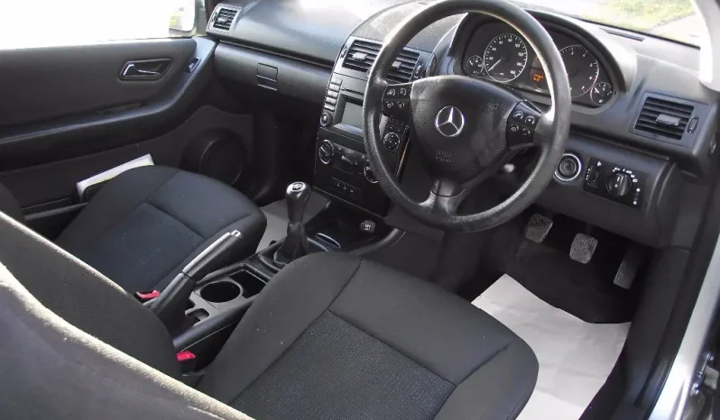 
								Mercedes-Benz A Class 2009 full									