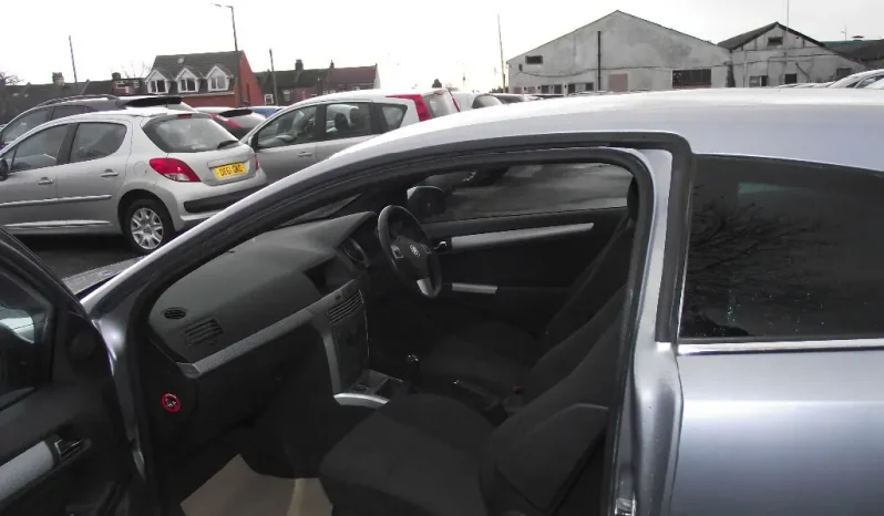 
								Vauxhall Astra 2010 full									