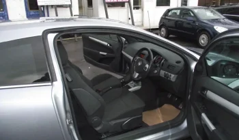 
									Vauxhall Astra 2010 full								