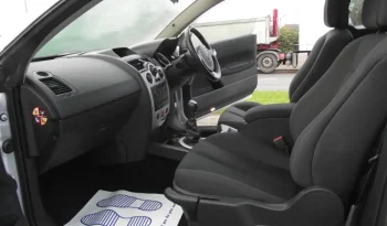 
									Renault Megane 2005 full								