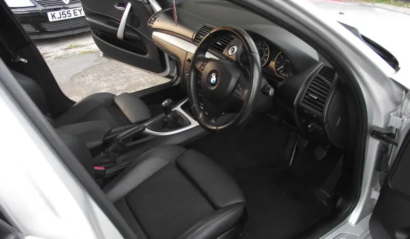 
								BMW 1 Series full									