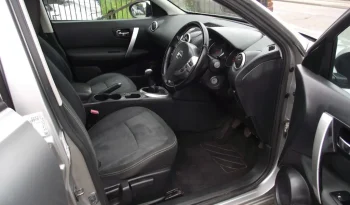 
									Nissan Qashqai 2010 full								