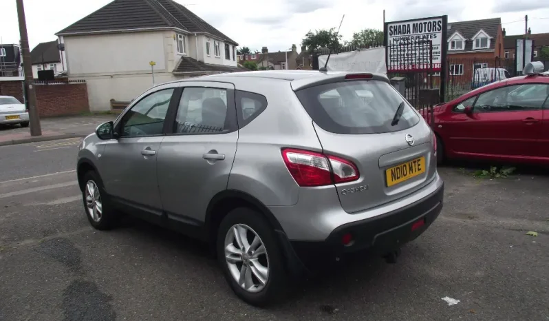 
								Nissan Qashqai 2010 full									