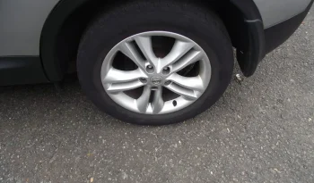 
									Nissan Qashqai 2010 full								