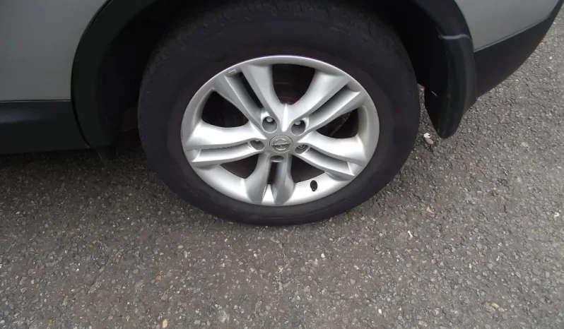 
								Nissan Qashqai 2010 full									