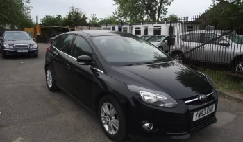 
									Ford Focus 2013 full								