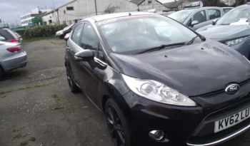 
									Ford Fiesta 2012 full								