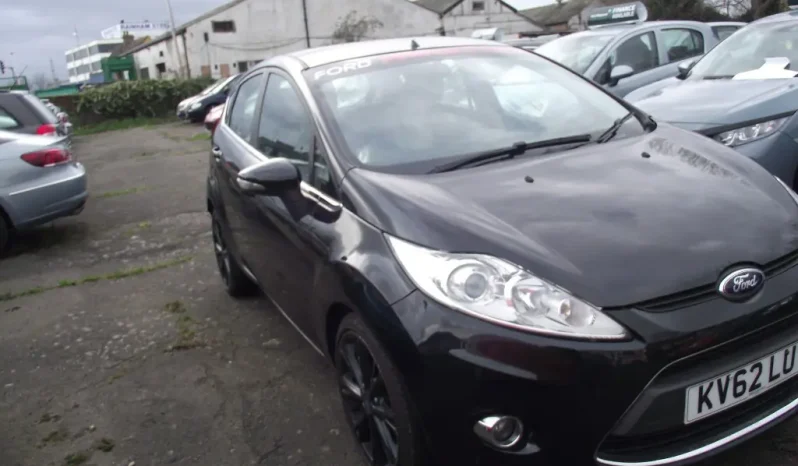 
								Ford Fiesta 2012 full									