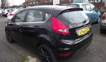 
									Ford Fiesta 2012 full								