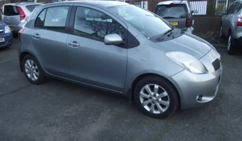 
								Toyota Yaris 2007 full									