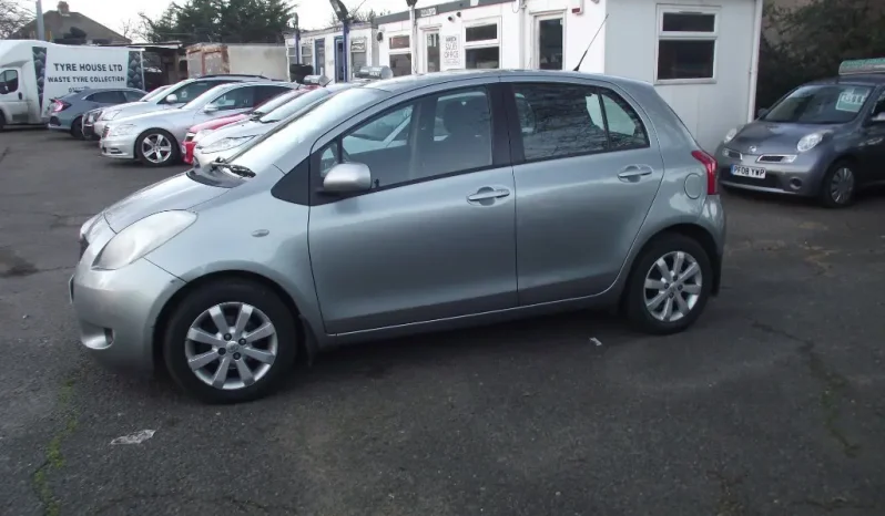 
								Toyota Yaris 2007 full									