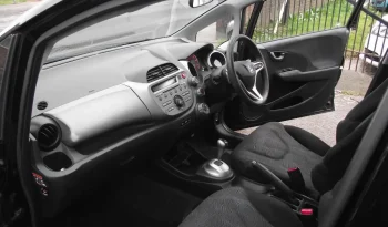 
									Honda Jazz 2010 full								