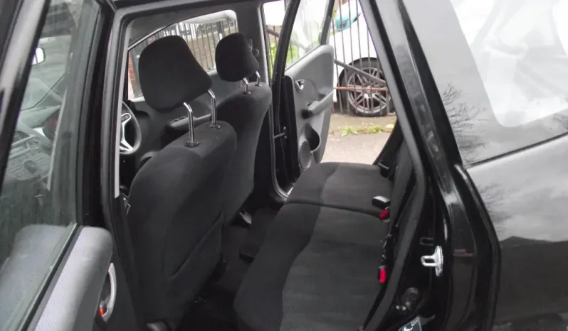 
								Honda Jazz 2010 full									