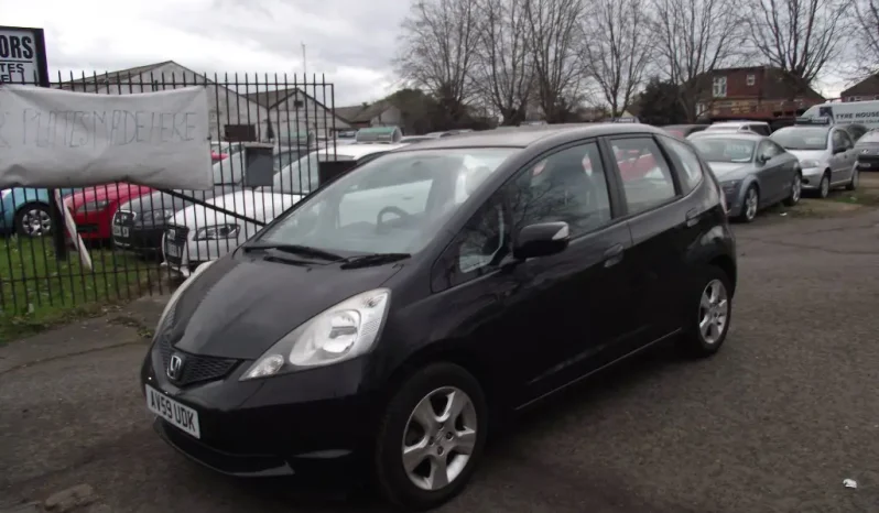 
								Honda Jazz 2010 full									