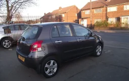 Toyota Yaris 2010