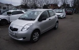 Toyota Yaris 2008