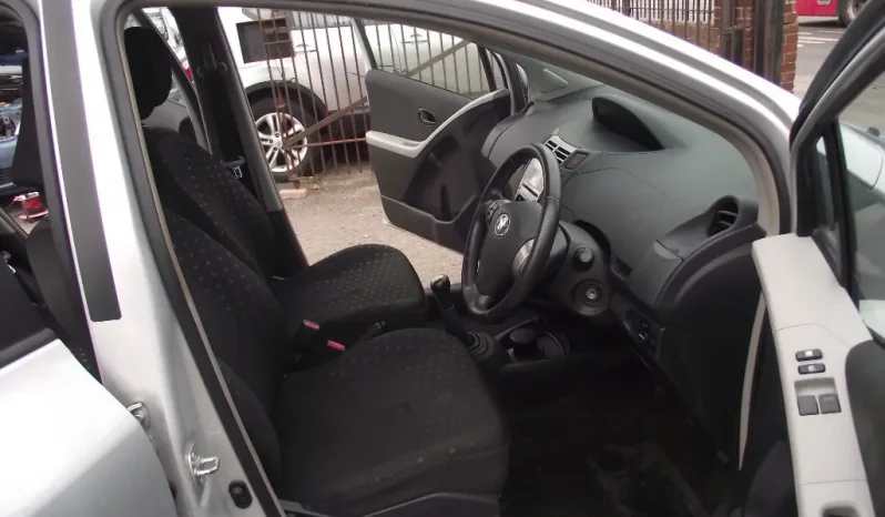 
								Toyota Yaris 2008 full									