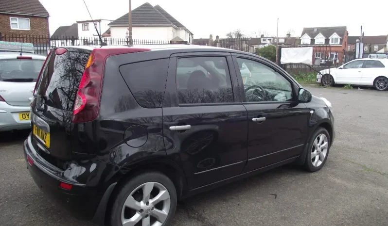 
								Nissan Note 2011 full									