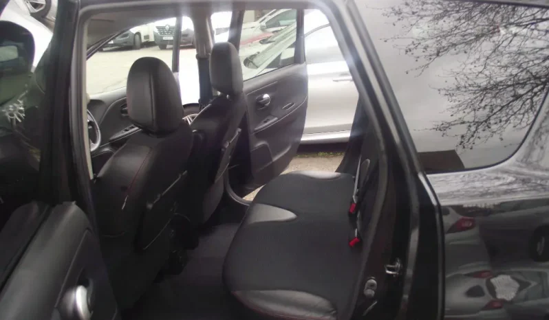 
								Nissan Note 2011 full									