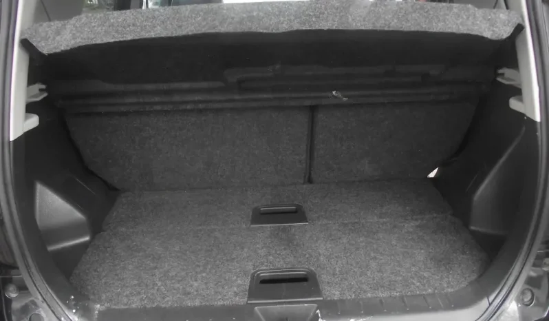 
								Nissan Note 2011 full									