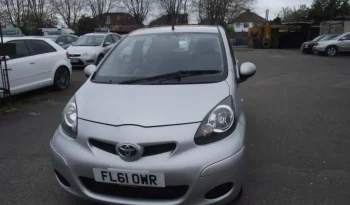 
									Toyota Aygo 2011 full								