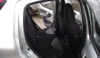 
									Toyota Aygo 2011 full								