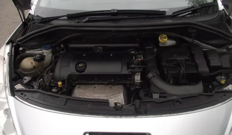 
								Peugeot 207 2012 full									