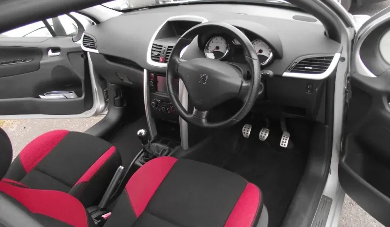 
								Peugeot 207 2012 full									