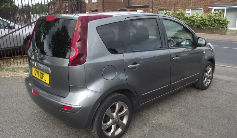 
								Nissan Note 2011 full									