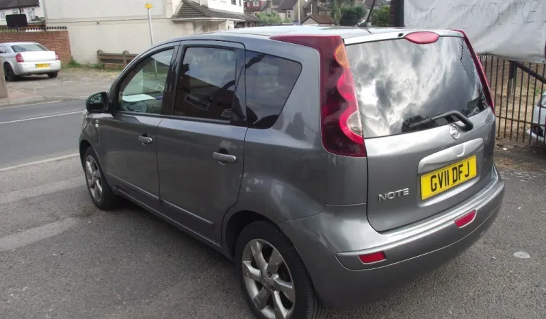 
								Nissan Note 2011 full									