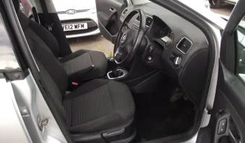 
									Volkswagen Polo 2011 full								