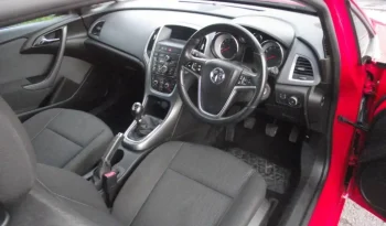 
									Vauxhall Astra 2014 full								