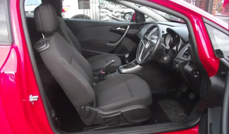 
								Vauxhall Astra 2014 full									