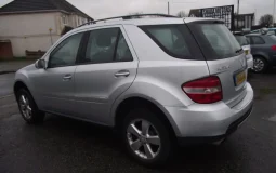 Mercedes-Benz 320 2008