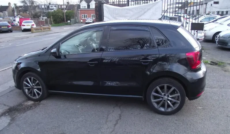 Volkswagen Polo 2015