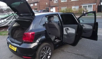 
									Volkswagen Polo 2015 full								