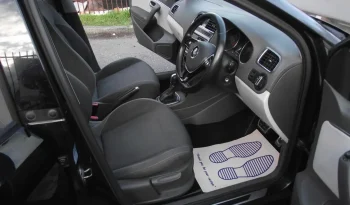 
									Volkswagen Polo 2015 full								