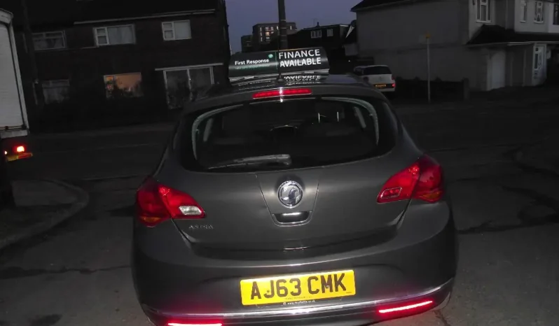 
								Vauxhall Astra 2014 full									