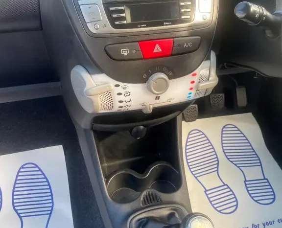 
								Peugeot 107 2013 full									