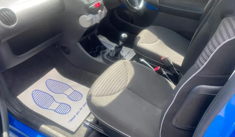 
								Peugeot 107 2013 full									