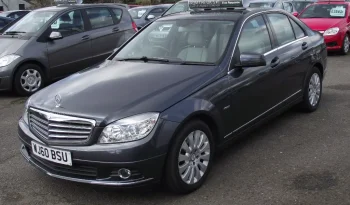 
									Mercedes Benz C Class 2010 full								
