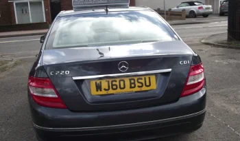 
									Mercedes Benz C Class 2010 full								