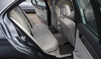 
									Mercedes Benz C Class 2010 full								