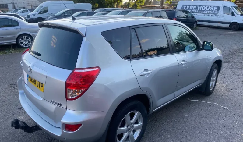 
								Toyota RAV4 2008 full									