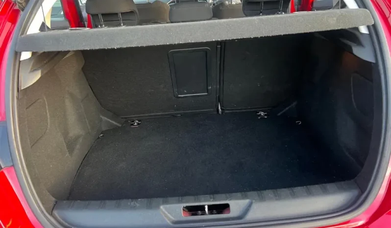 
								Peugeot 308 E-THP Allure 2014 full									