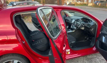 
									Peugeot 308 E-THP Allure 2014 full								