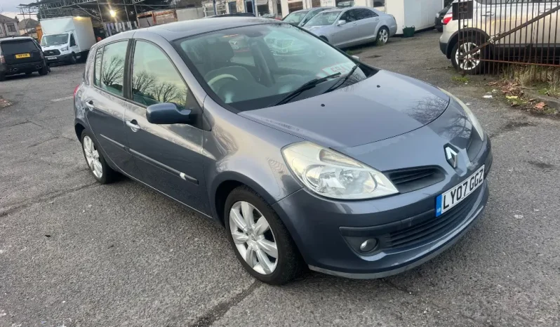 
								Renault Clio 2007 full									